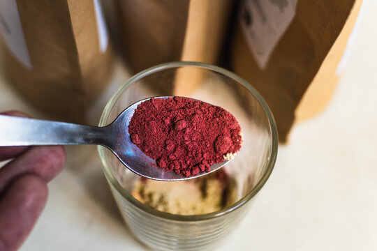 Natural powders for shampoo, reetha, shikakai, acacia, marshmallow, rose, ayurveda