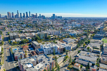 Naklejka premium Aerial View of Los Angeles and Downtown Skyline