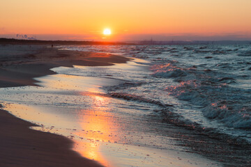 BAŁTYK, PLAŻA, ZACHÓD SŁOŃCA, MORZE, WODA, PIASEK, WAKACJE,  © grzegorzszefer