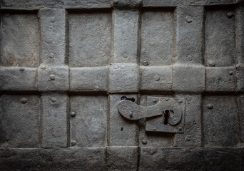 the old  iron lid  of old chest