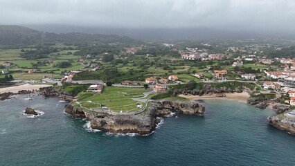 Pueblo bonito  de Asturias fotografiado con dron