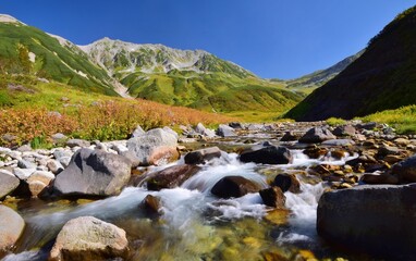 立山連峰　秋のハイキング