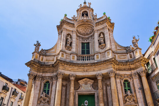 The&nbsp;Ancient Royal and Eminent Basilica Collegiate of Our Lady of the Alms facade in Catania, Sicily, Italy, Mediterranean, Europe