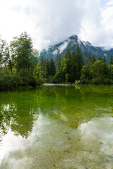 Bergpanorama und Naturwunder: Die Koppenwinkellacke in Obertraun, Salzkammergut, Österreich