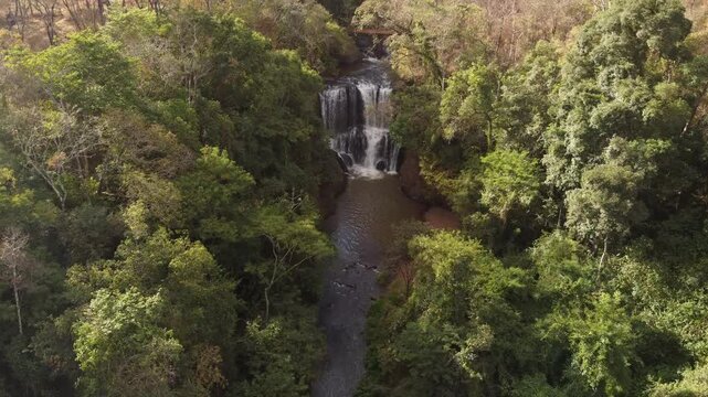 3&ordm; Cachoeira de Peir&oacute;polis, MG, Essa cachoeira esta no google maps, de f&aacute;cil acesso