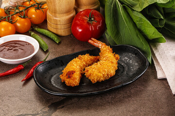 Crispy breaded golden fried prawns