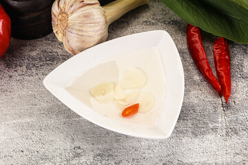 Vietnamese spicy vinegar with garlic