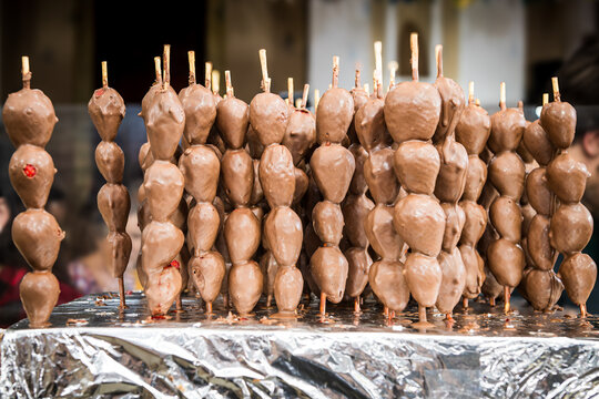 espeto de morango com chocolate