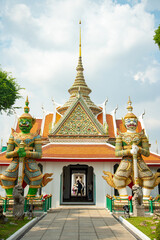 Fototapeta premium バンコクにあるワット・アルンのとても美しい風景