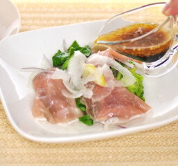 生ハムと健康ドレッシング