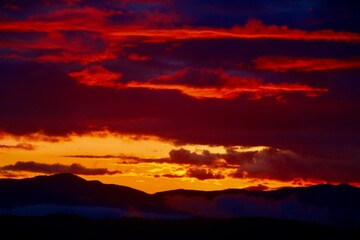 6月の夕日・酒田市（山形県・酒田市）