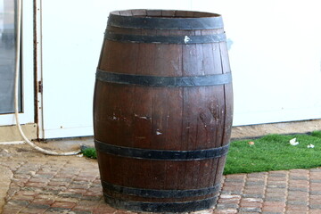 Large barrel for transporting liquids.