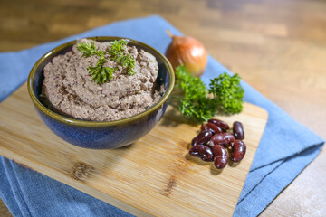 Vegetarian and vegan alternative for liver pate based on plants like kidney beans, tofu, onion and...