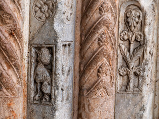 Verona dome cathedral church exterior sculptures detail. Romanesque sculpture attributed to the workshop of Veronese sculptor Brioloto