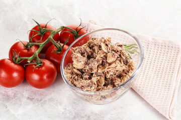 Canned tuna fish for salad