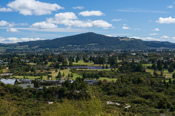 Fototapeta premium Skyline of the New Zealand resort town of Rotorua