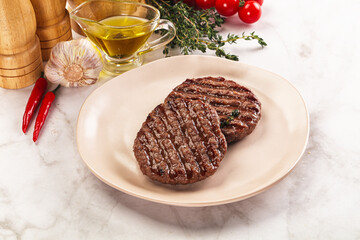 Grilled beef cutlet for burger