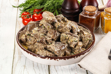 Roasted chicken liver with cream