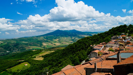 Obraz premium Castello Aragonese e borgo di Monteverde Irpino, Campania