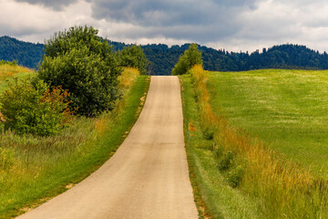 Bicycle route for a trip around Lake Czorsztyn, panorama of the Tatra Mountains