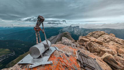 Discover the grandeur of the Aragonese Pyrenees: Western Valleys in Huesca with stunning landscapes...