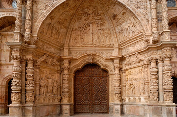 Portico of the Cathedral of Santa María, Astorga, León province, Castilla and León, Spain