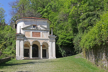 Naklejka premium Sacro Monte di Varese: la cappella della crocifissione