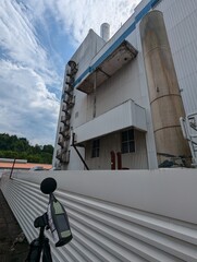 Medición de ruido ambiental en industria