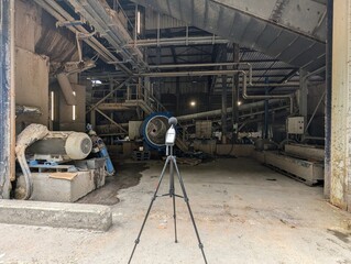 Medición de ruido ambiental en industria