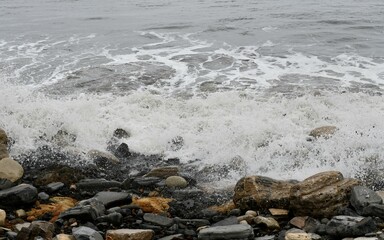 Naklejka premium waves on the beach