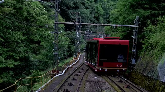 高野山ケーブルカー
Mount Koya Cable Car