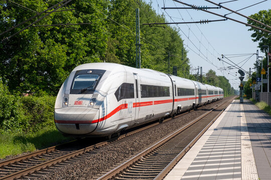 Intercity-Express, ICE, Deutsche Bahn, Nordrhein-Westfalen, Deutschland, Europa