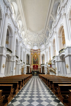 Dresden Cathedral or Cathedral of the Holy Trinity, Catholic Church of the Royal Court of Saxony, Central nave and ceiling, Dresden, Saxony, Germany
