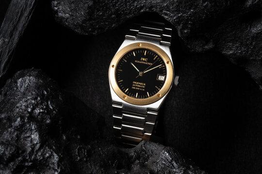 Milano Italia_22 marzo_2024.  detail IWC ingenieur Ref 3508 watch with steel and gold case, 1990s