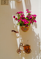 La città bianca di Locorotondo, Brindisi, Puglia. Italia