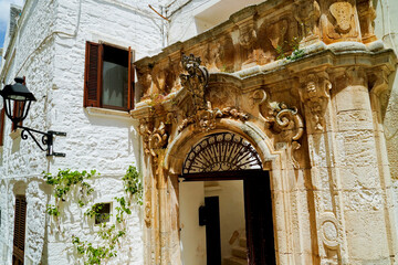 La città bianca di Locorotondo, Brindisi, Puglia. Italia