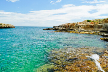 L'incantevole Caletta di Torre Incina, porto sicuro per le piccole berche dei pescatori locali. Bari, Puglia. Italy