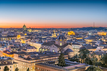 Obraz premium Rome, Italy Rooftop Cityscape at Dusk