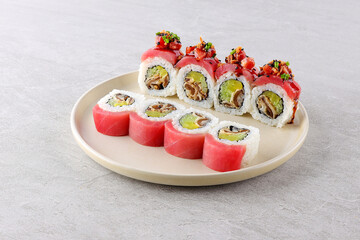 Roll tuna tartare sushi Japanese style asian