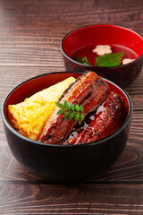 うな玉丼