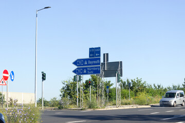 Autobahnwegweiser, Bamberg, Bayreuth, Nürnberg, Suhl, Autobahn a70