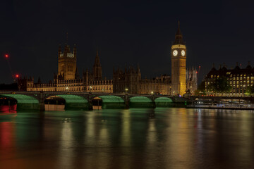 Naklejka premium Big Ben allo specchio