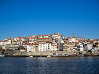 Fototapeta premium Oporto skyline with Douro River