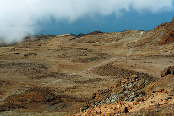 キリマンジャロ登山・天空の一本道