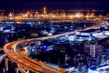 横浜市、横浜マリンタワーからの眺め（本牧埠頭方面）