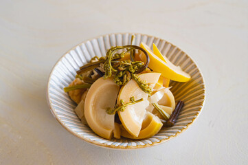 わらびと淡竹と揚げの煮物