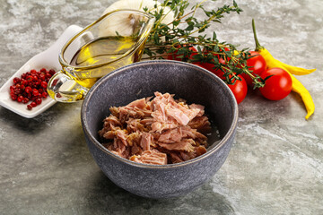 Canned tuna fillet for salad