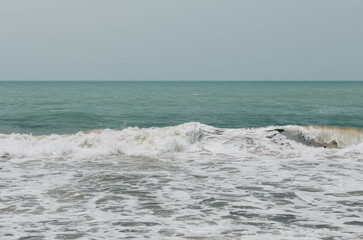 Olas tocando la playa