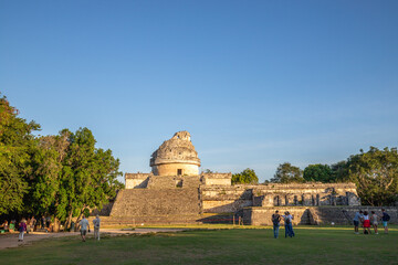 Fototapeta premium Chichen Itza archaeological site, Mayan observatory with a spiral staircase inside, Yucatan, Mexico