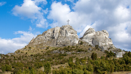 Góra. Skałki. Jura Krakowsko-Częstochowska. Biakło.